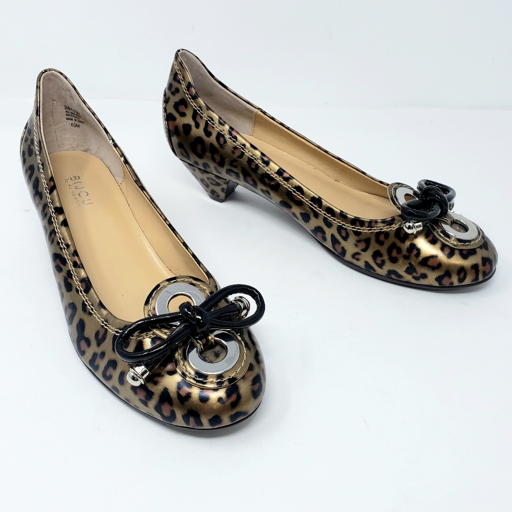 Bijou by AJ Valenci Gold Leopard Print Heel 6.5